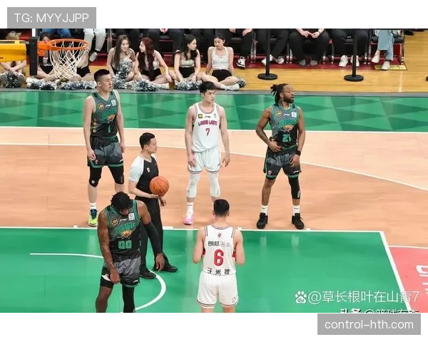 利弗斯得分爆发助力球队取得关键胜利