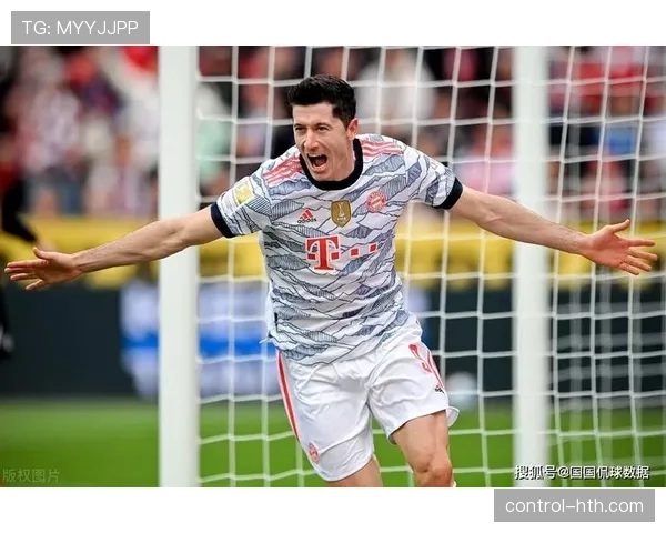 基米希华丽转身：后防悍将蜕变为拜仁中场指挥官